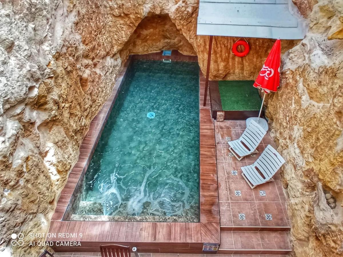 Town House With Private Pool In Village Centre Kalkara Eksteriør billede