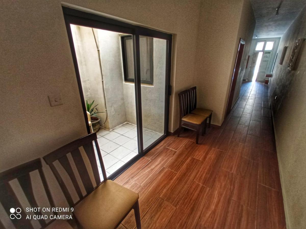 Town House With Private Pool In Village Centre Kalkara Eksteriør billede