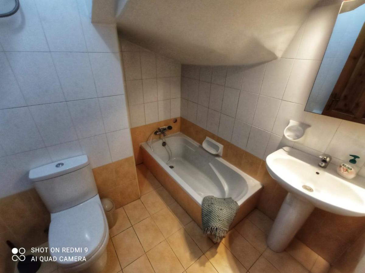 Town House With Private Pool In Village Centre Kalkara Eksteriør billede